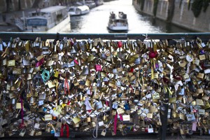 Liebesschlösssr, Paris